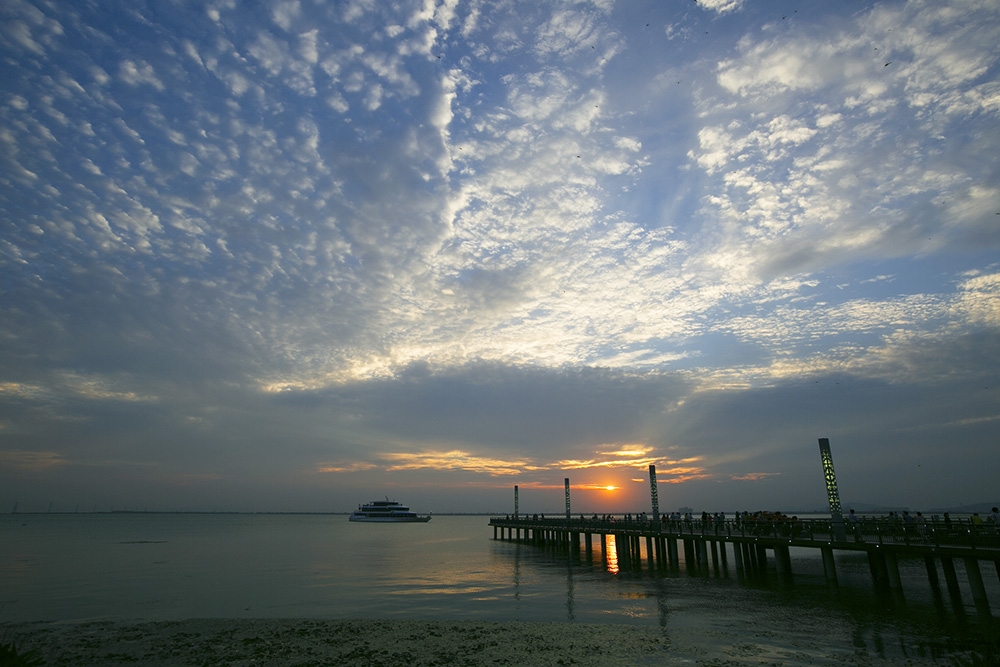 晚霞东太湖.jpg